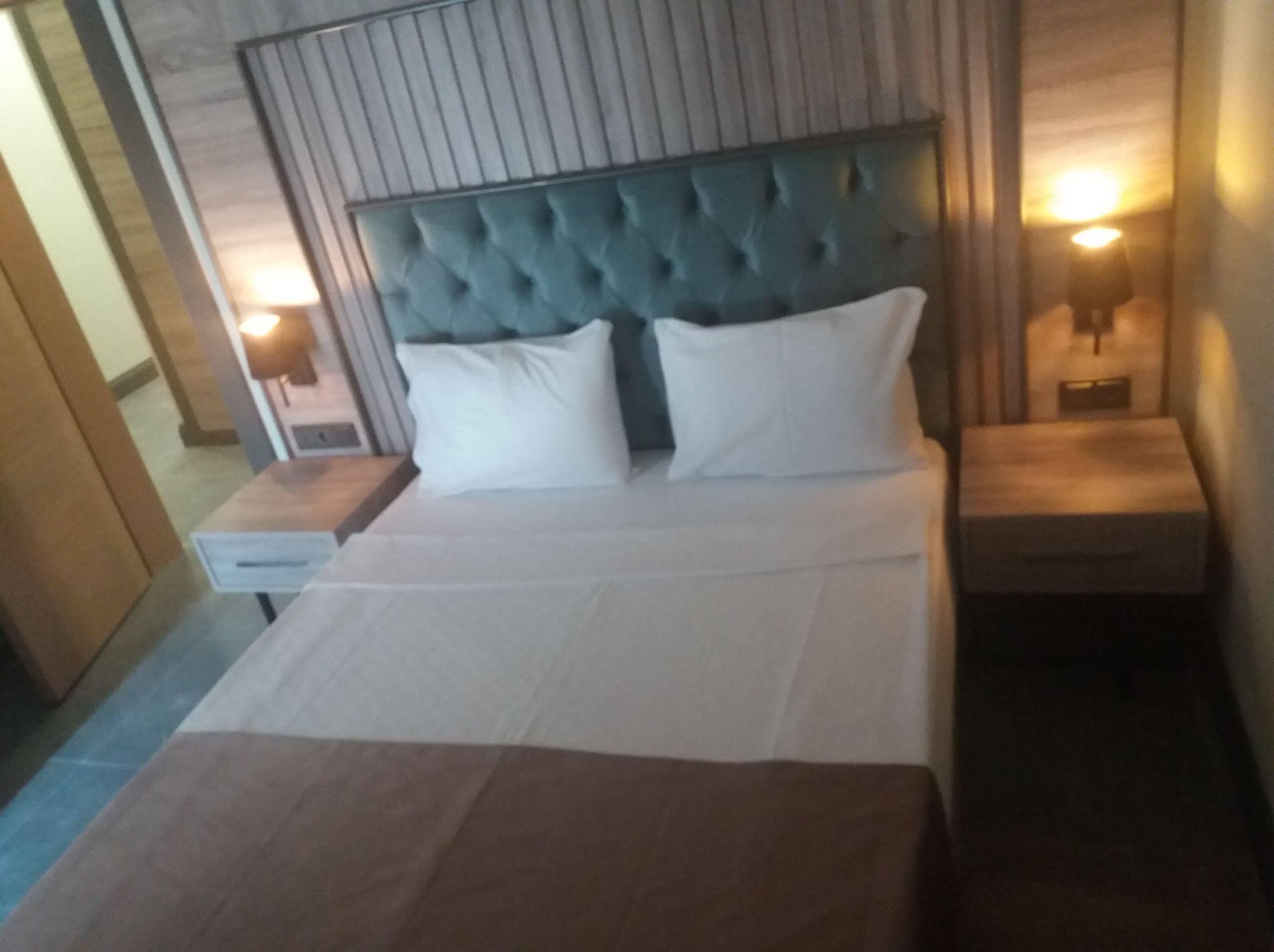 Rodinn Park Hotel Αττάλεια Εξωτερικό φωτογραφία